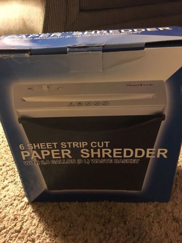 Novi Tech Portable 6 Sheet Strip Cut Paper Shredder e195288