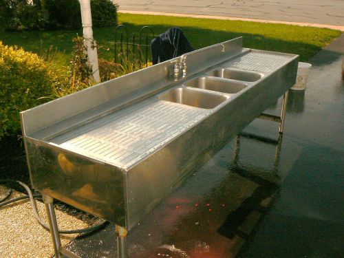 3 Compartment Stainless Steel Sink with Faucet and Drains on Stand
