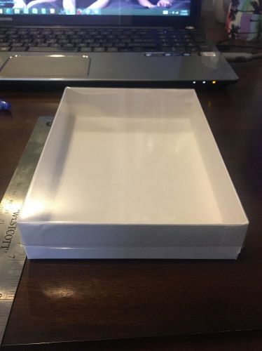 LOT OF (10) WHITE JEWELRY GIFT BOXES 7x5x1.25&#034;