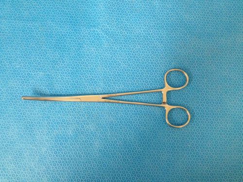 Codman 30-4067 Rochester-Ochsner Forceps, Curved 9&#034;