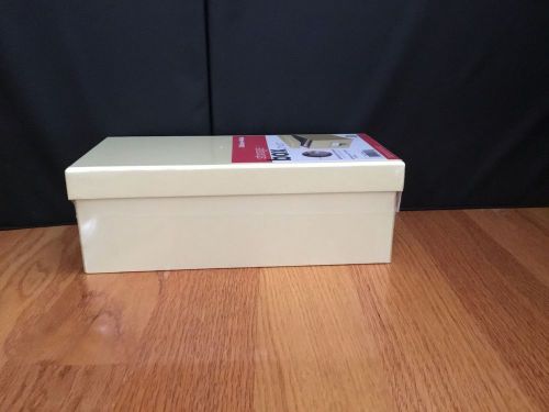 Globe-Weis Storage Box 3 BY 5 inches New Holds Up 1000 Cards Organizer!!!