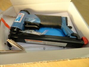 BEA 71/16-401 STAPLER  AIR POWERED FINE WIRE BEA TOOLS UPHOLSTERY Free Shipping