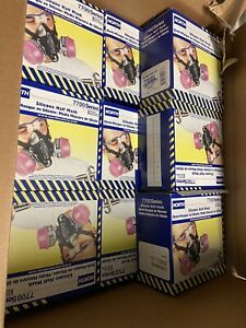 Size LARGE Honeywell North 7700 Series  Silicone Half Mask Silicone Respirator