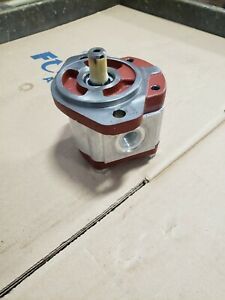 Salami - 2PE6.5S-R82S2 - Hyd. Gear Pump, .40 cu. in. Disp. 5/8&#034; Keyed Shaft **FR