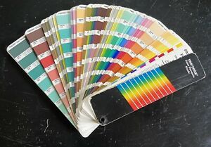 Vintage Original 1987 Pantone Color Formula Guide