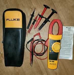 EUC Fluke 336 True RMS Clamp Meter CAT III, CAT 3, 600v case &amp; accessories