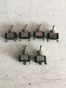 THIS IS LOT OF R13-5 TOGGLE SWITCH&#039;S and 2 UNKNOWN SWITCHS 