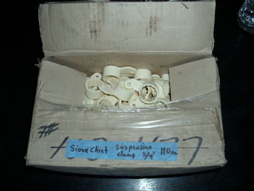 SIOUX CHIEF 3/4&#034; PLASTIC SUSPENSION HANGERS. NEW. BOX OF 110.