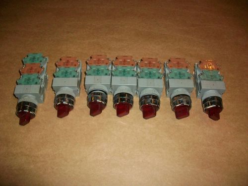 7pc IDEC Illuminated Selector Switch  ASLW   RED