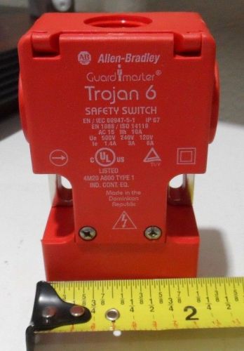 Allen-Bradley Safety Interlock Switch Actuated GuardMaster Trojan 6  440KT11171