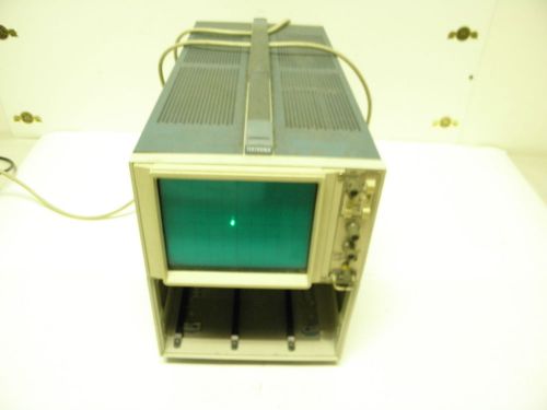 Tektronix 5111 storage oscilloscope powers up fine / box frame 3 empty plugins for sale