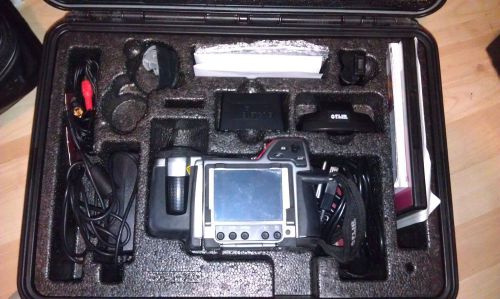 FLIR T360 TT-Nist Thermal Imager with software, accessories, and case - 8547