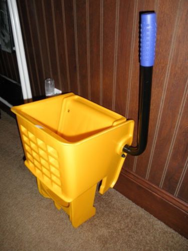 Brand new unused heavy duty industrial yellow mop bucket wringer for sale