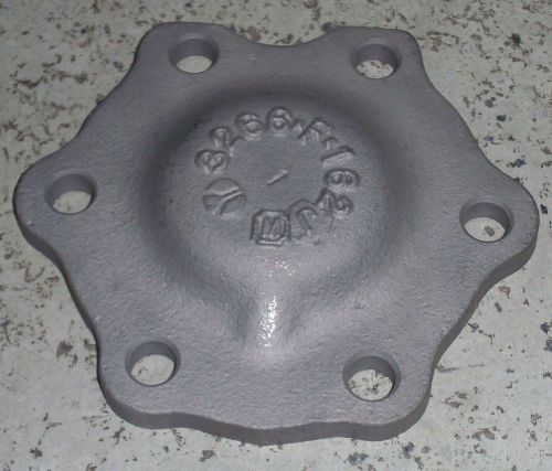 Athey Mobil M7, M8, M9 Street Sweeper Rear Axle Carrier RH Cap, P82332