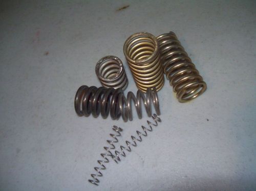 COMPRESSION SPRING LOT 50 PCS  STAINLESS .037x.660x.330 #C3