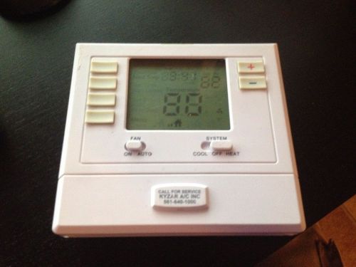 Rheem Ruud Pro1 T705 Programmable Thermostat (GE/HP: 1H/1C)