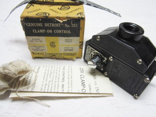Detroit Lubricator No. 25100 Genuine Detroit Clamp-On Control- New Old Stock
