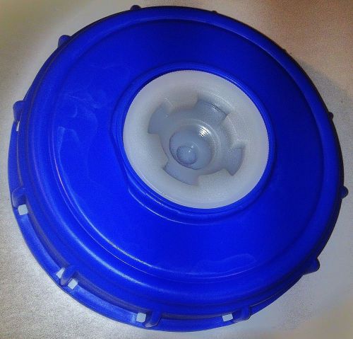 Poly totes 275 330  gal bulk liquid storage tank lid 6&#034; blue ibc tank plastic ma for sale