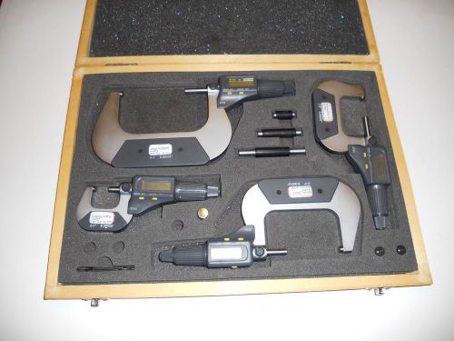SPI IP54 Micrometer Set (13-114-4) 0-4&#034;, 0.00016/0.0002 Accuracy, Wood Case