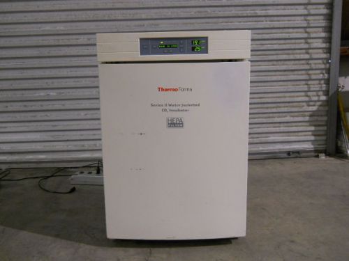 ThermoForma Series II CO2 Water Jacketed Incubator Model 3110 w/ HEPA Filter