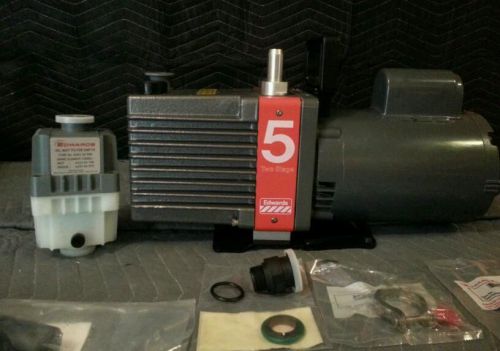 Lab Vacuum Pump Edwards E2M5 for GC W/ NEW OIL MIST FILTER &amp; ACCESSORIES