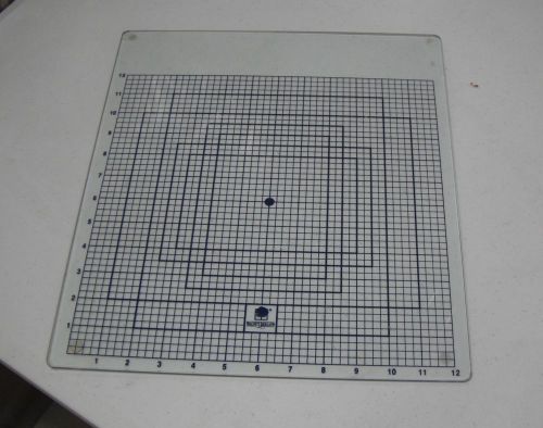 Walnut Hollow Glass Craft Cutting Board 12 x 12 Grid Lines  15 1/4 x 13 1/4