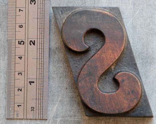 letter &#034;S&#034; fancy letterpress wood block wonderful patina alphabet antique ABC 2