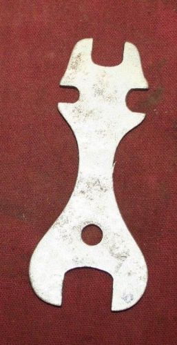 Maytag gas engine motor 92 72 82 31 wrench flywheel hit &amp; miss 16 for sale