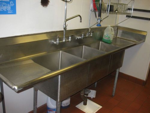 HEAVY DUTY STAINLESS STEEL 3 COMPARTMENT RESTAURANT SINK W/FAUCET &amp; SPRAY FAUCET