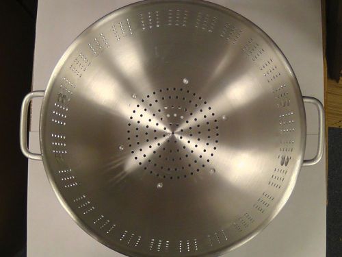 12 QT Aluminum Colander with Handle Thunder Group
