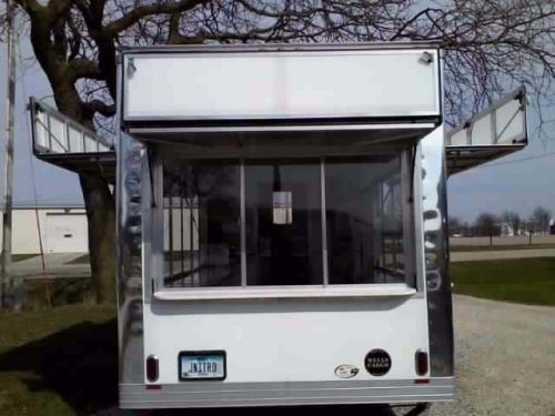 2009 WELLS CARGO CONCESSION TRAILER 8.5&#039; x 16&#039;, wide body in white