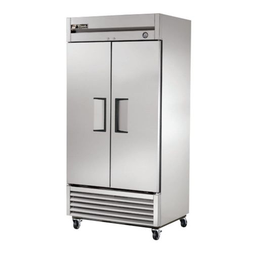 True 2 Door Reach In Refrigerator, T-35, Commercial, Kitchen, New, Fridge