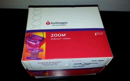 Invitrogen ZOOM IPGRunner with Casessetes (cat#ZM0003) open box qty 8