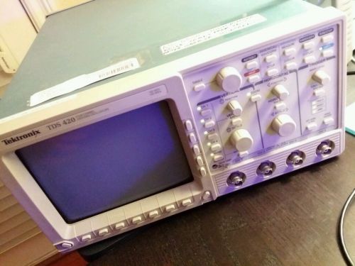 Tektronix TDS420 TDS-420 TDS 420 4Ch. 150MHz Digitizing Oscilloscope For Repair