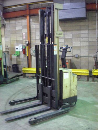 Crown 30-wtf walk-behind 24v forklift lifting ht.:154&#034; cap.3000-lbs for sale