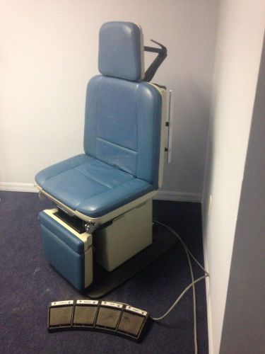 Midmark 75 Model 419 Medical Procedure Chair