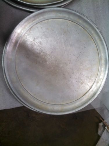 Nine (9) USED Pizza Pans 12&#034; and 13&#034; GREAT PRICE!!