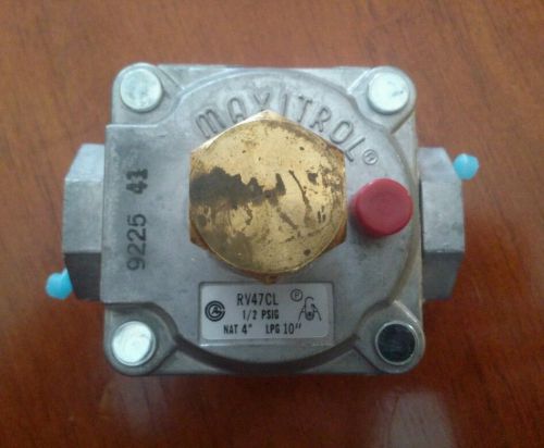 Maxitrol Gas Pressure Regulator RV47CL 1/2 PSIG NAT 4&#034; LP 10&#034;