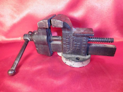 VINTAGE COL. HDW. CAT. NO. 143 VISE - MADE IN CLEVELAND, USA