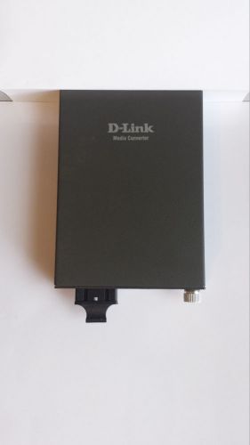 D-Link DMC 300 SC Media Converter / Pacific Datacom SC-ST Fibre Optic Patchlead