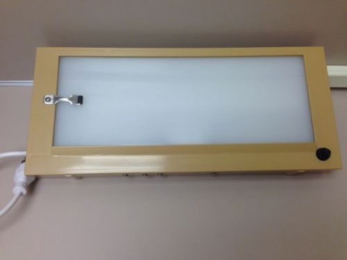 Clive Craig X-ray Dental Reading Light Box Viewer Wall Mounted