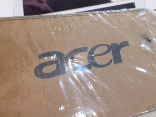 Brand New ACER 80&#034; Inch 4:3 Projection Screen Floor Pull Up Type Model F80-S01