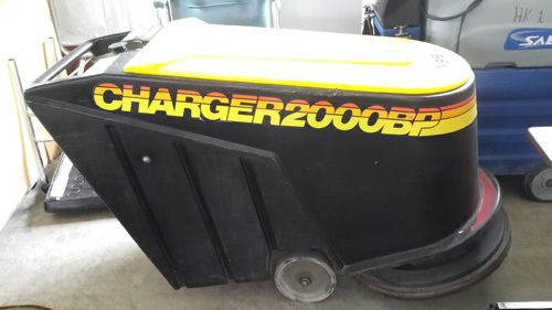 NSS CHARGER 2000BP FLOOR SCRUBBER