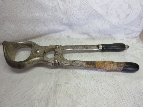 COLLECTIBLE VINTAGE BURDIZZO VERERINARY BULL CASTRATION CLAMP TOOL ITALY