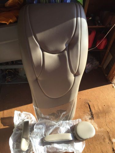 Pelton &amp; Crane 1800 Parfait Pro Ultraleather Dental Chair Upholstery 1801