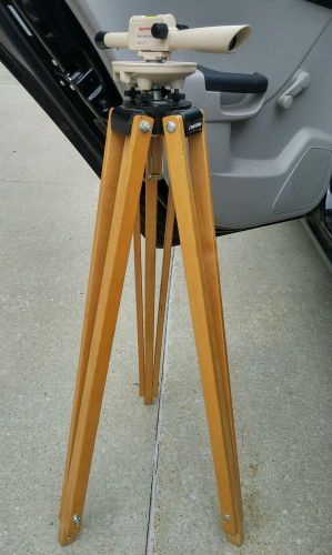 David white lp6-20 transit sight level w/ wooden tripod, 8&#039; rod ruler and case for sale