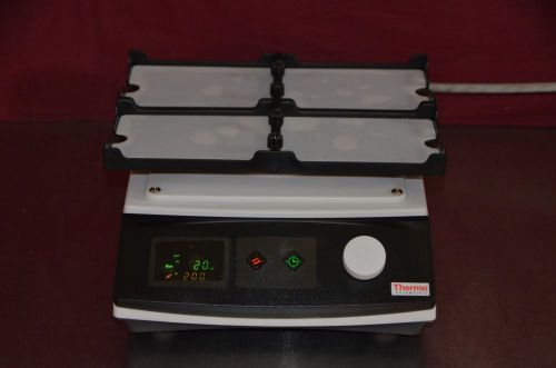 Thermo Scientific 88880023 Compact Digital Microplate Shaker