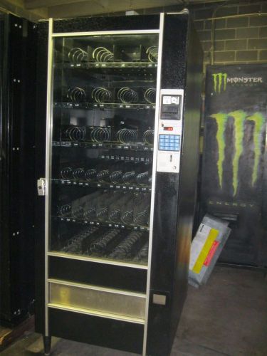 Snack Candy Vending Machine Signature - Compact  MDB
