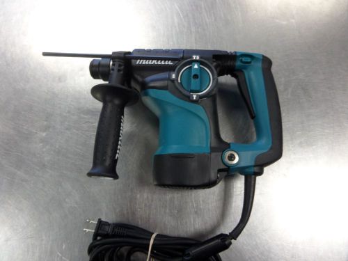 Makita HR2811F 1-1/8-Inch Rotary Hammer SDS-Plus with L.E.D. Light