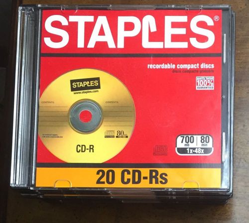 Staples 16 CD-Rs Recordable Compact Discs 700 MB / 80 Minutes With Jewel Cases